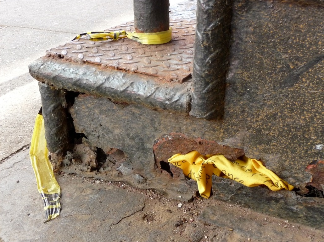 Slip through the cracks 1.1